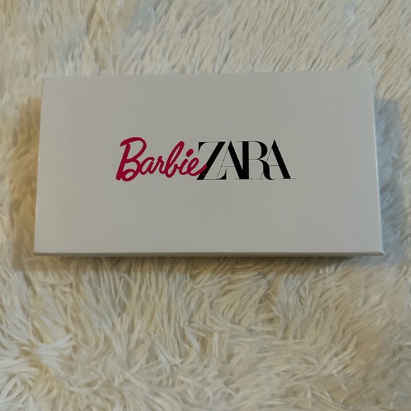 Barbie X Zara Sunglasses - Picture 3 of 11
